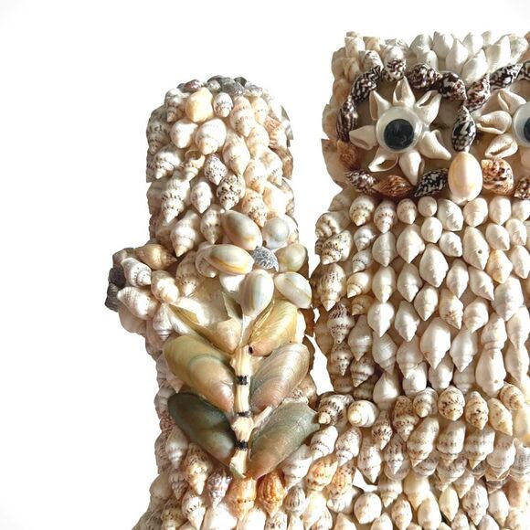 Vintage Handcrafted Encrusted Seashell Owl from the 1970s - Folk Art - OOAK - Picture 4 of 4